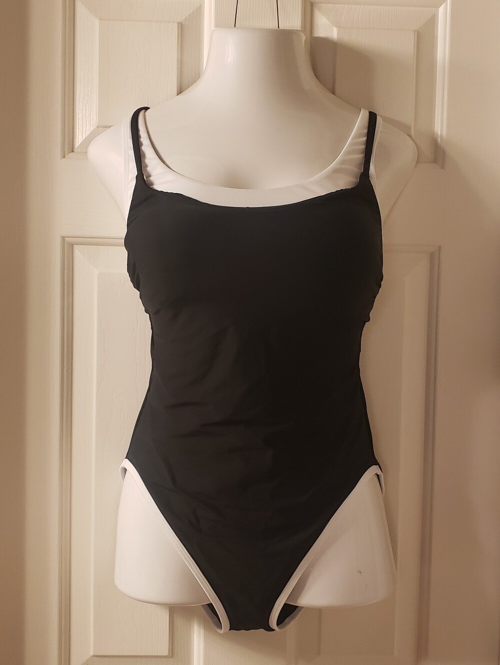 Mimi Flamingo Classic Black & White One-Piece Swimsuit NWT! (Retail $139)